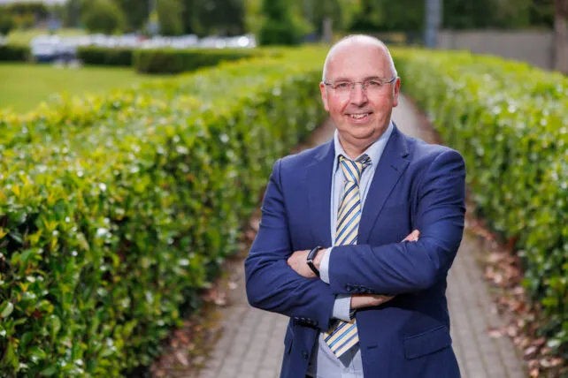 Prof Neil RowanTUS 3